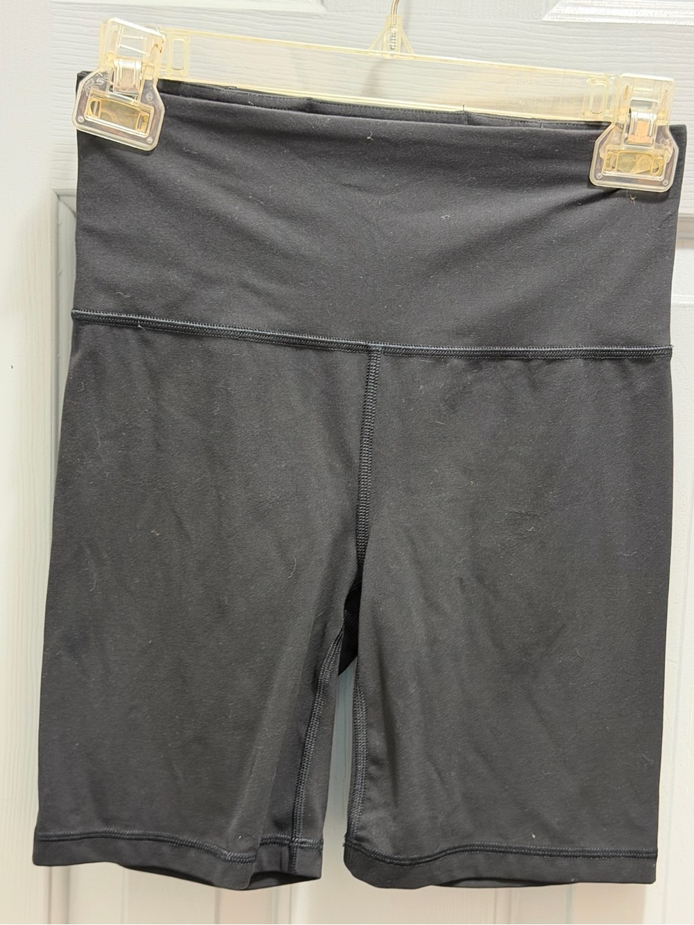 Athleta Ultra High Rise Elation 7” Bike Short Women’s Size XS Black Yoga Gym